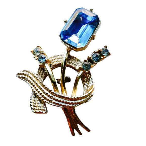Unbranded Jewelry - Vintage Aquamarine Gem Gold Tone Rhinestone Boquet Brooch Pin 2"